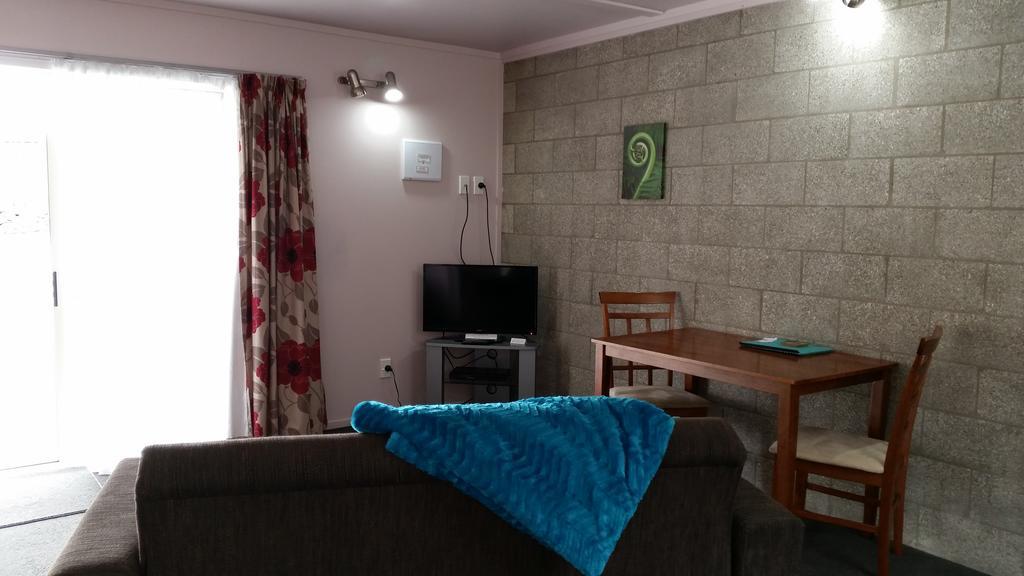 Abbey Court Motel Coromandel エクステリア 写真
