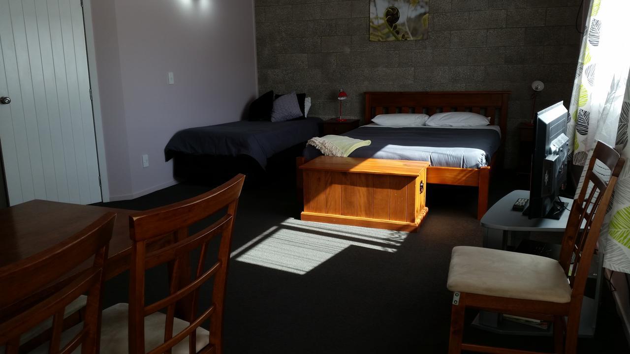 Abbey Court Motel Coromandel エクステリア 写真