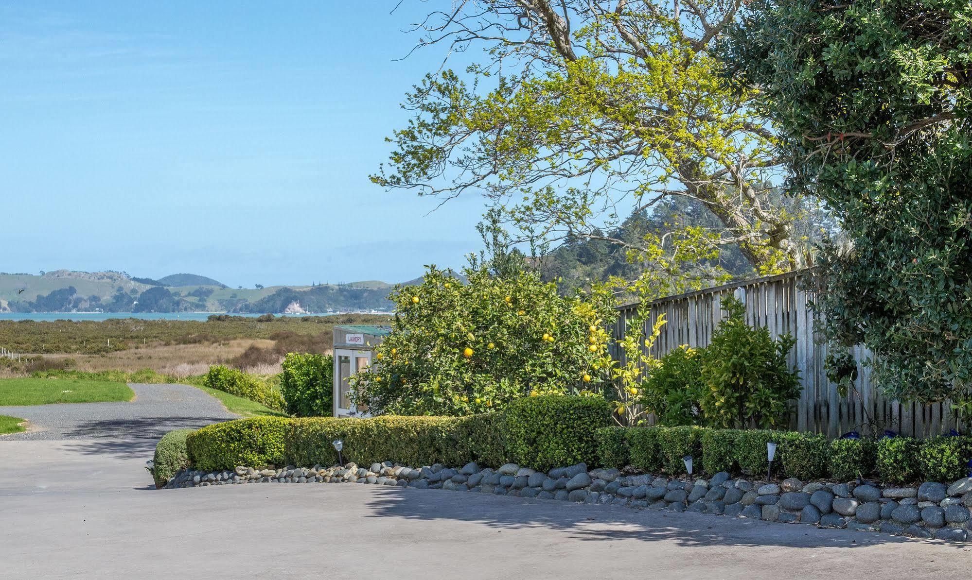 Abbey Court Motel Coromandel エクステリア 写真