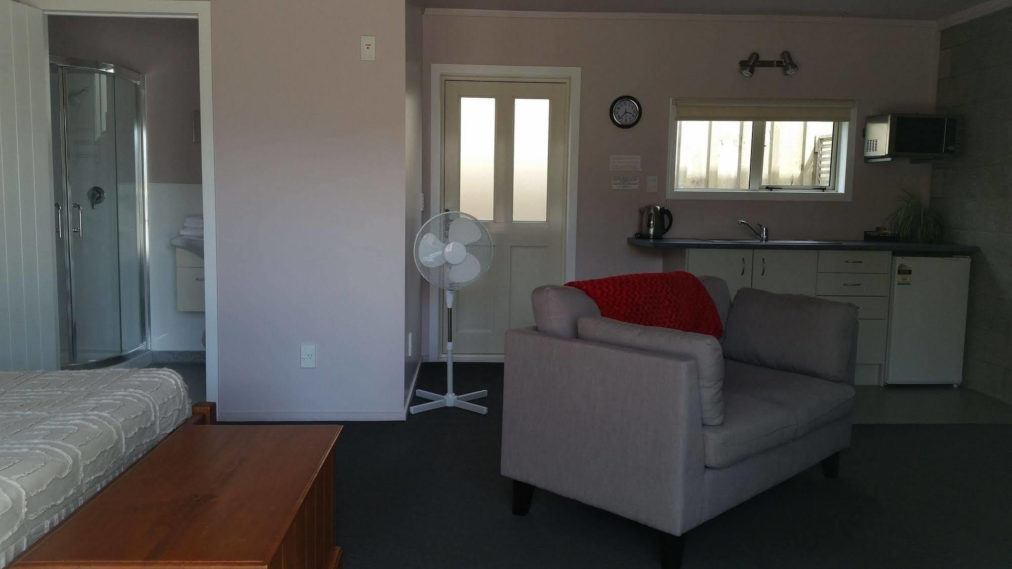 Abbey Court Motel Coromandel エクステリア 写真
